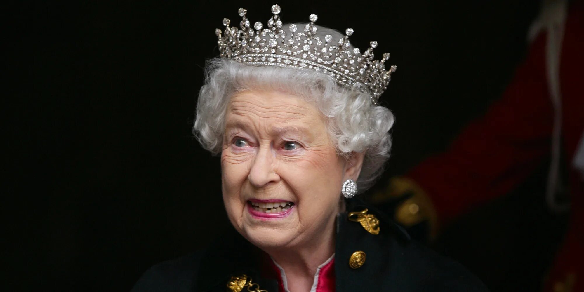 прогулка по королеву. королева елизавета гримасы. удивит королев. королёв город. фотографии город королёв королёв наукоград.