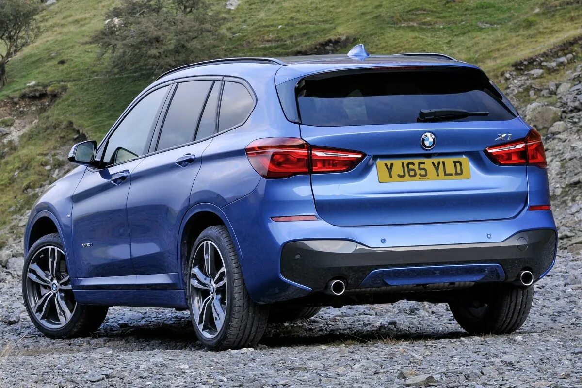 Bmw x1 20i m sport. BMW x1 f48. BMW x1 f48 m. BMW x1 m пакет. BMW x1 f48 m Pack.