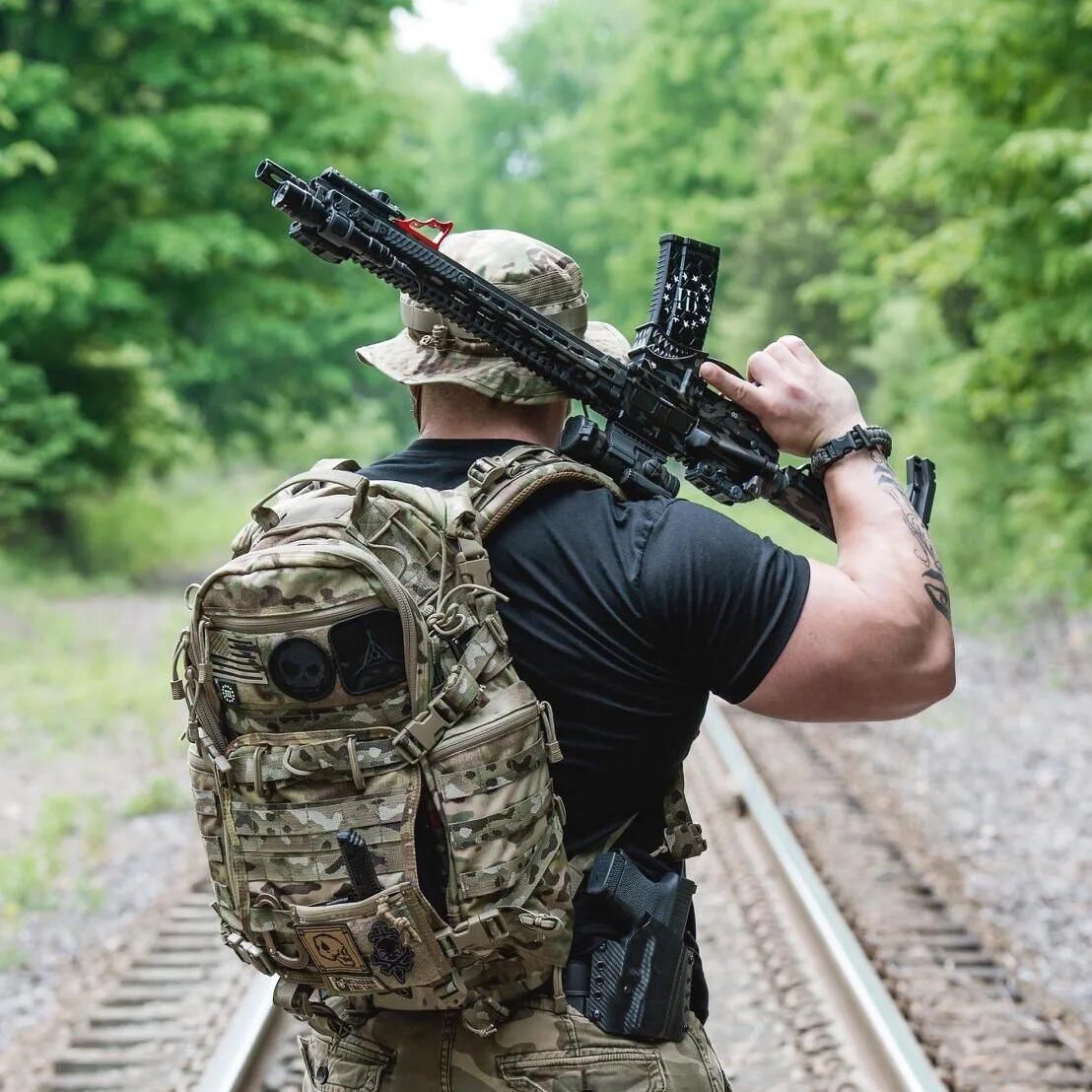 Тактикал Гир страйкбол. AW Tactical страйкбол. Тактическая экипировка. Тактический человек. Тактический страйкбол