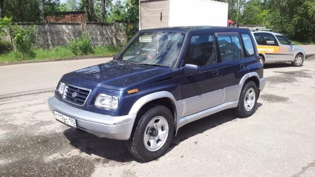 Suzuki Escudo 2 поколение. Сузуки эскудо 1 поколение. Сузуки эскудо второе поколение. Сузуки эскудо 3 поколение.