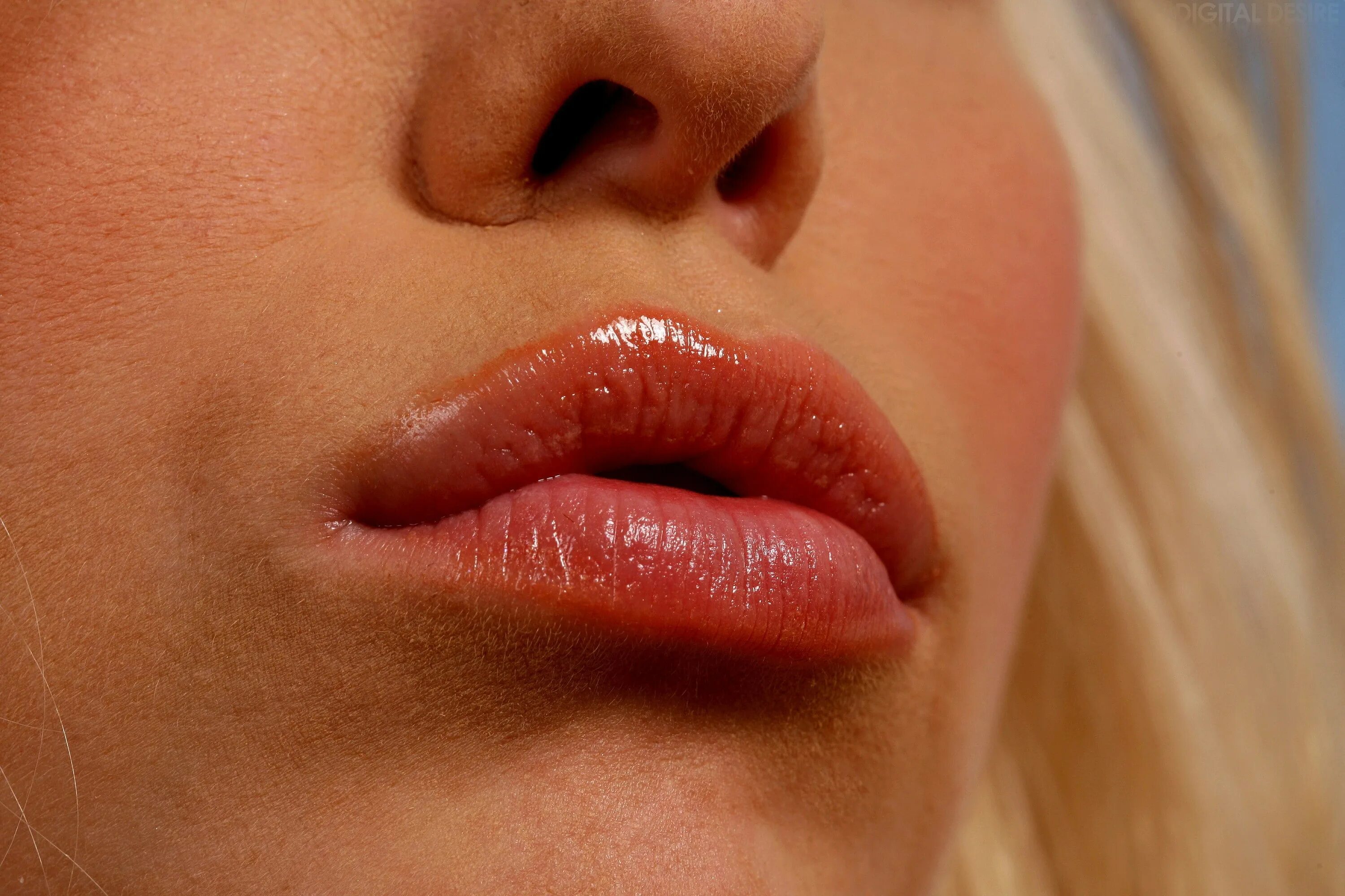 Close lips. Шикарные губы. Красивые женские губы. Красивые губки девушек. Сочные губки.