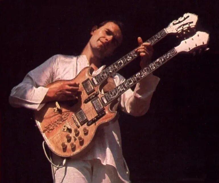 Mahavishnu orchestra. Джон Маклафлин (гитарист). John MCLAUGHLIN 1978. The Mahavishnu Orchestra with John MCLAUGHLIN.