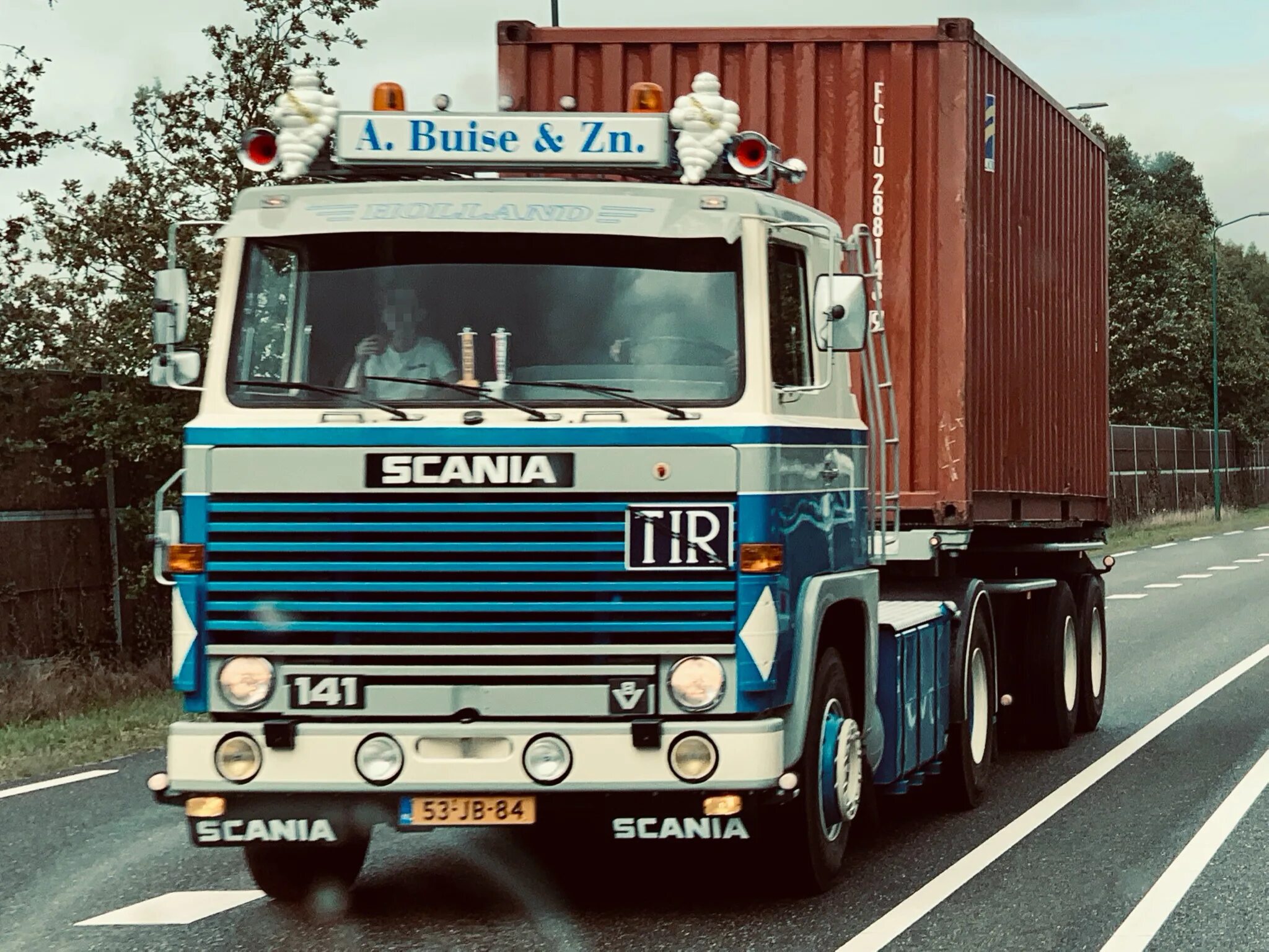 Scania lb110. Scania 1 series. Капотный тягач скания 141. Scania l141. Скания 1.
