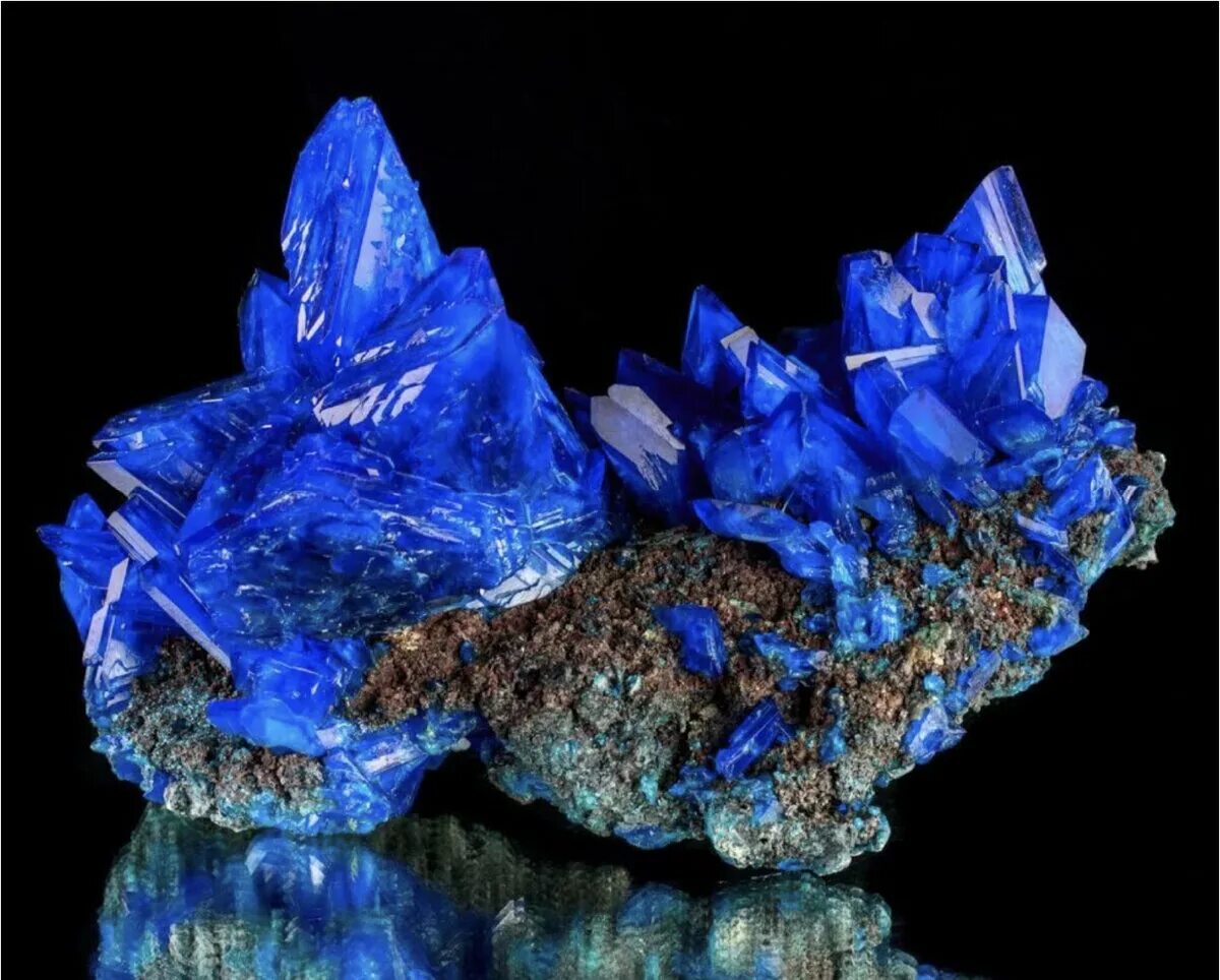 Crystal лучшее. Халькантит минерал Кристалл. Цинкит минерал. Минерал цинкит Кристалл. Халькантит (Chalcanthite).