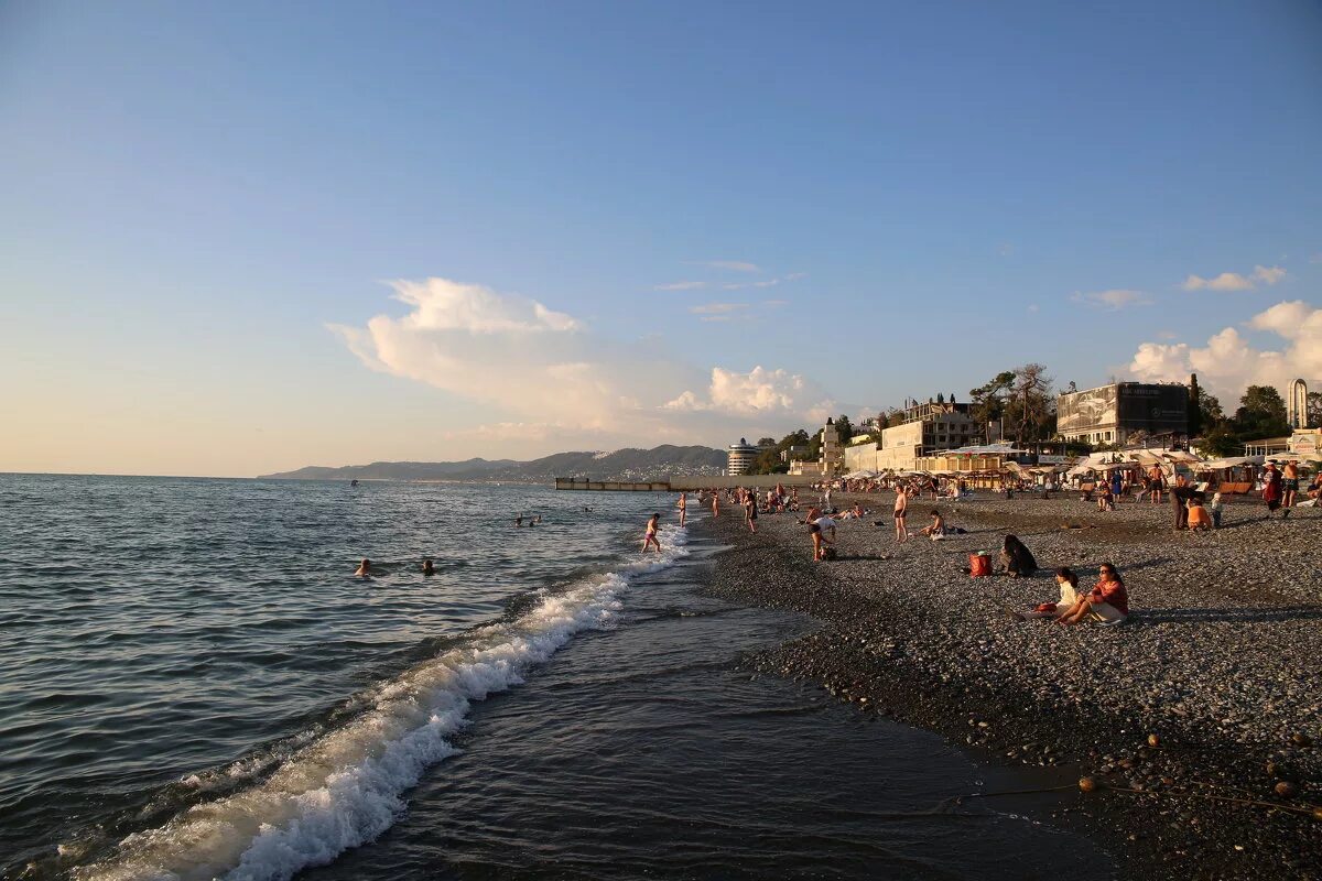 море в сочи в октябре. адлер в октябре. море в сочи в октябре. сочи в начале октября. сочи лазаревское море.