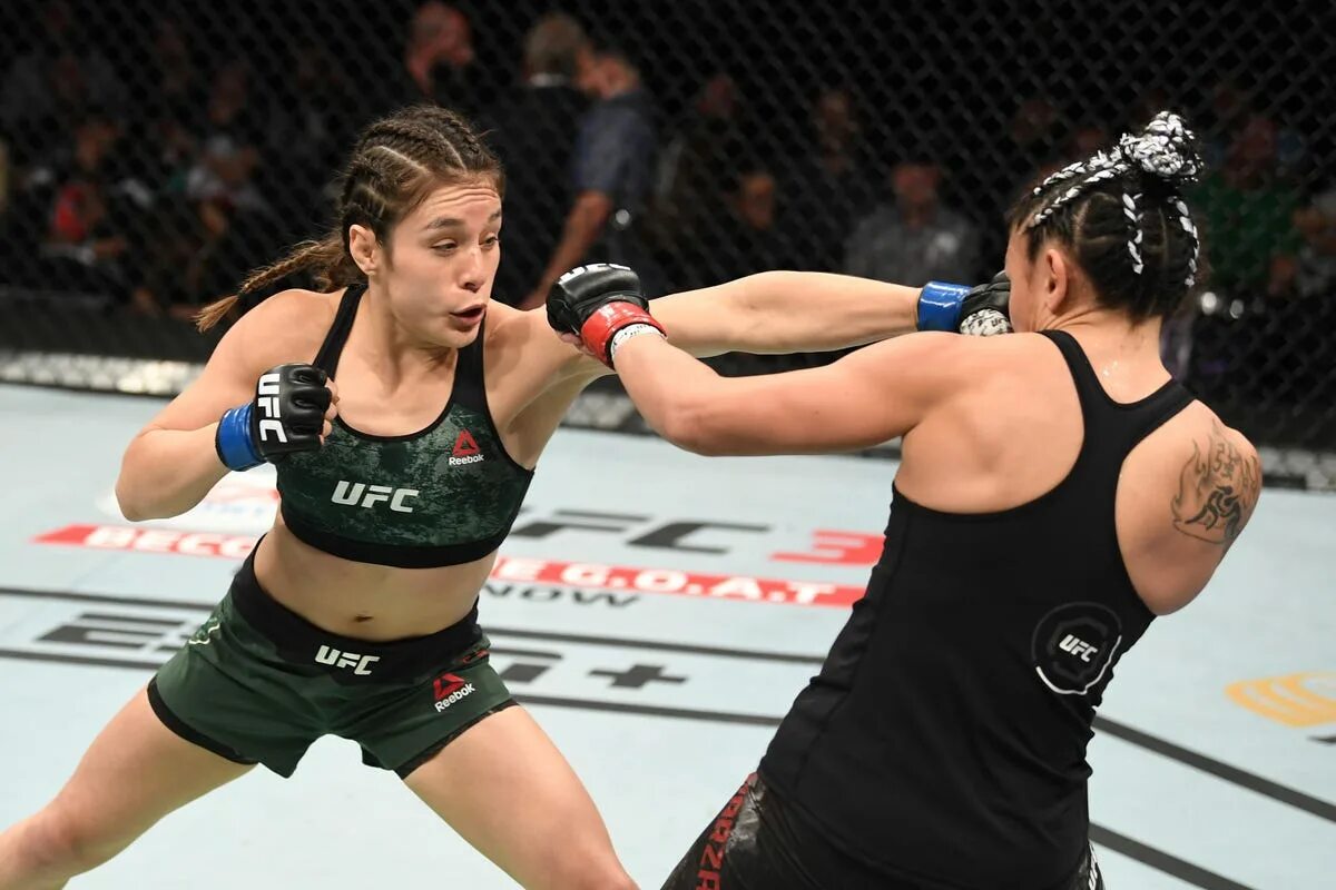 Alexa grasso. Грассо UFC. Алекса Грассо UFC. Claudia Gadelha UFC 246. Клаудия Гаделья – Алекса Грассо.