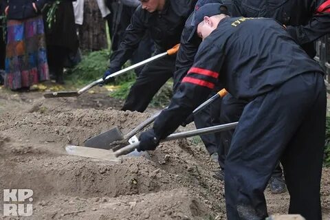 Стоит похоронить человека