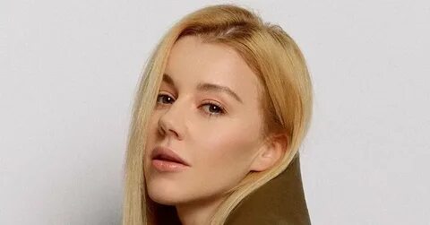 Massaj paytida kamming qizning videosi