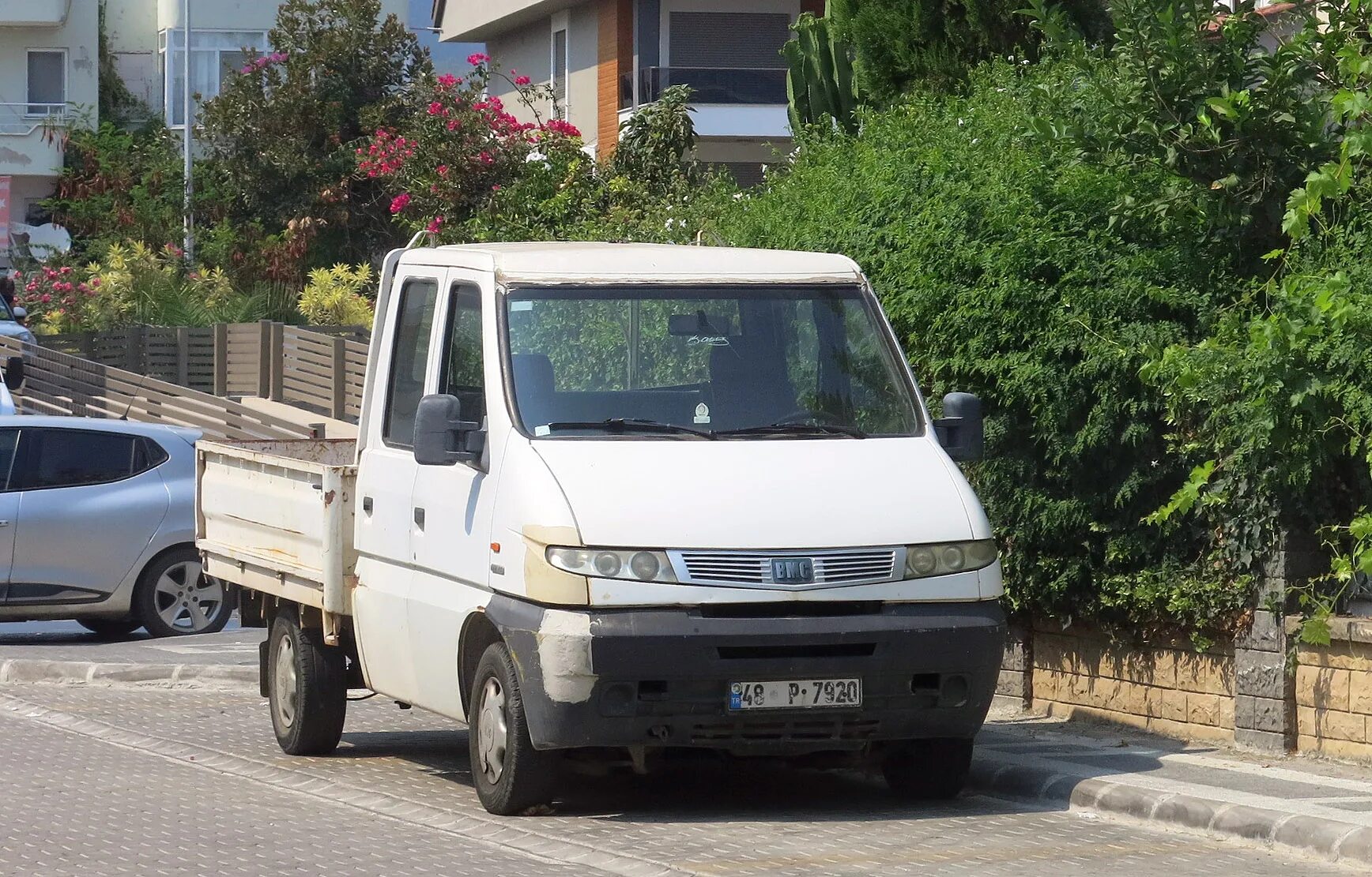 P bmc. Bmc мегастар. bmc pro 827 2007 салон. bmc микроавтобус. мировая премьера легкого семейства bmc megastar.