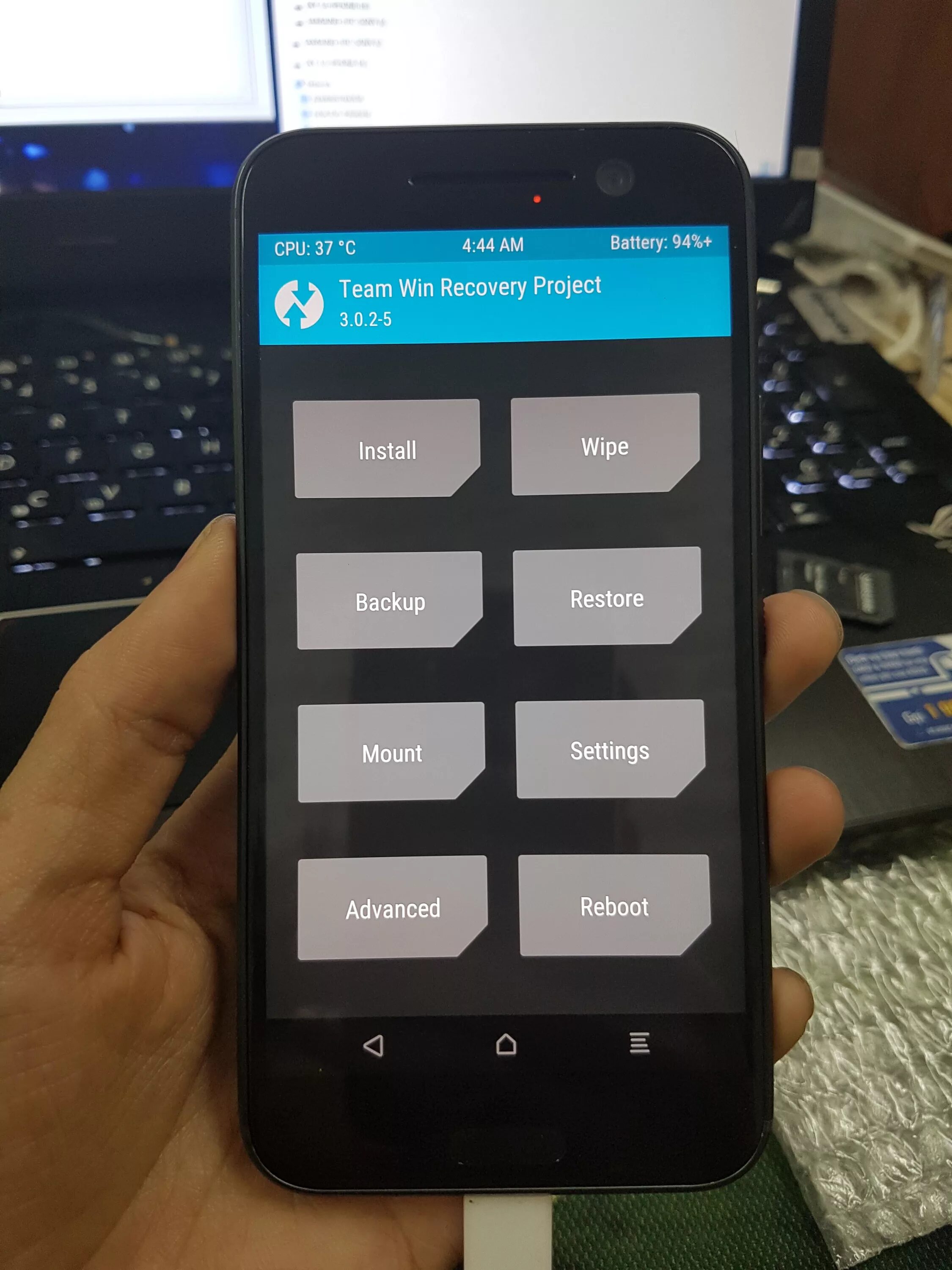 Twrp recovery на русском apk. Рекавери TWRP. TWRP HTC. Кастомный рекавери TWRP. TWRP TEAMWIN Recovery.