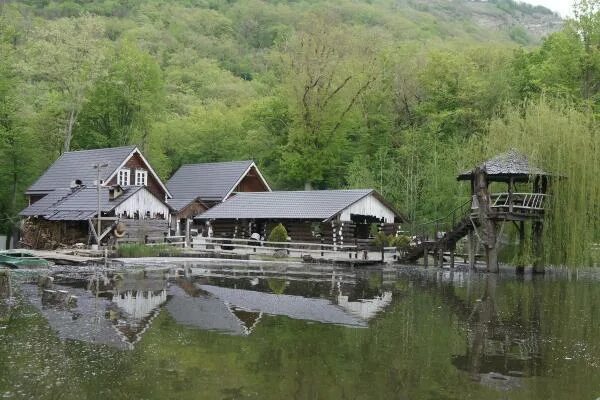 Раздолье архипо осиповка. Экодеревня тенгинка база отдыха. Эко деревня раздолье. Экодеревня раздолье архипо осиповка. Бриз архипо-осиповка.
