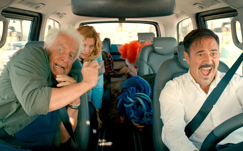 Комедия про семью на машине. Комедия где семья поехала отдыхать на машине. Комедия с робертом дауни младшим едут на машине. Без тормозов 2016. Комедия где семья поехала отдыхать на машине.