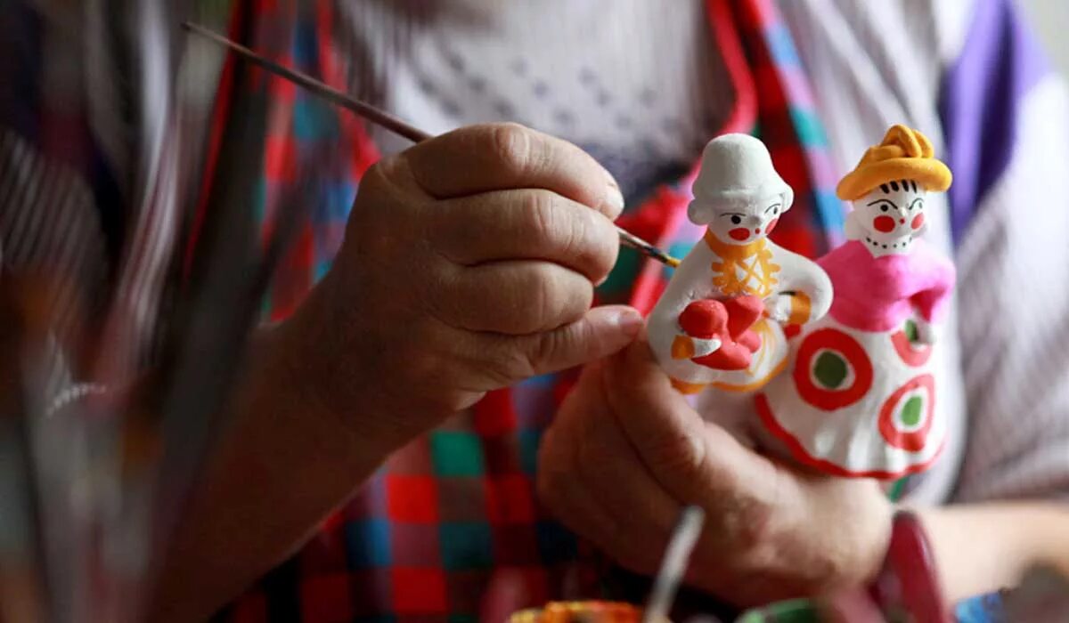 Рукоделие для детей. Плоские игрушки из фетра. Рукоделие для детей. Шитые куклы. Традиционная народная кукла.