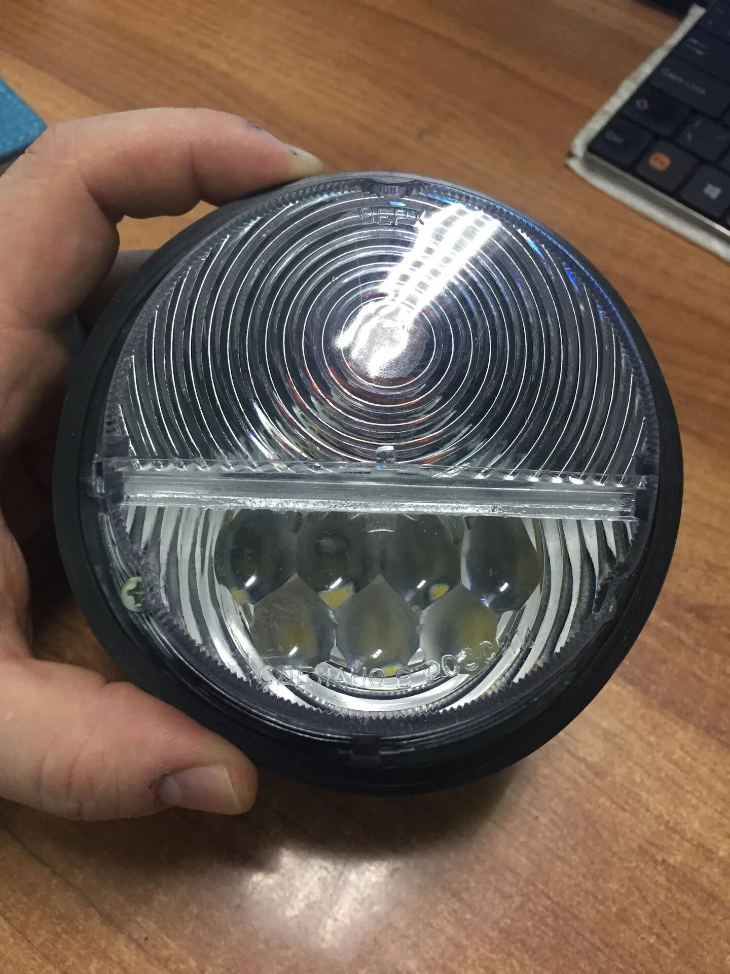 Led поворотники дхо. Диодные подфарники на УАЗ 469. Поворотник светодиодная УАЗ Хантер. Светодиодные подфарники УАЗ Хантер. Подфарник передний УАЗ 469 светодиодный.