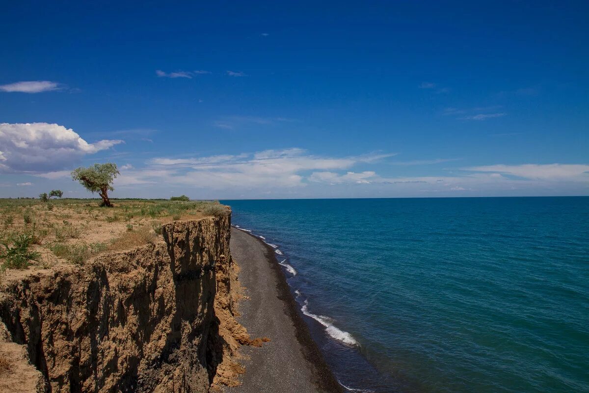 алаколь балхаш. балхаш казахстан. алаколь балхаш. алаколь черный песок. озеро алаколь лето.