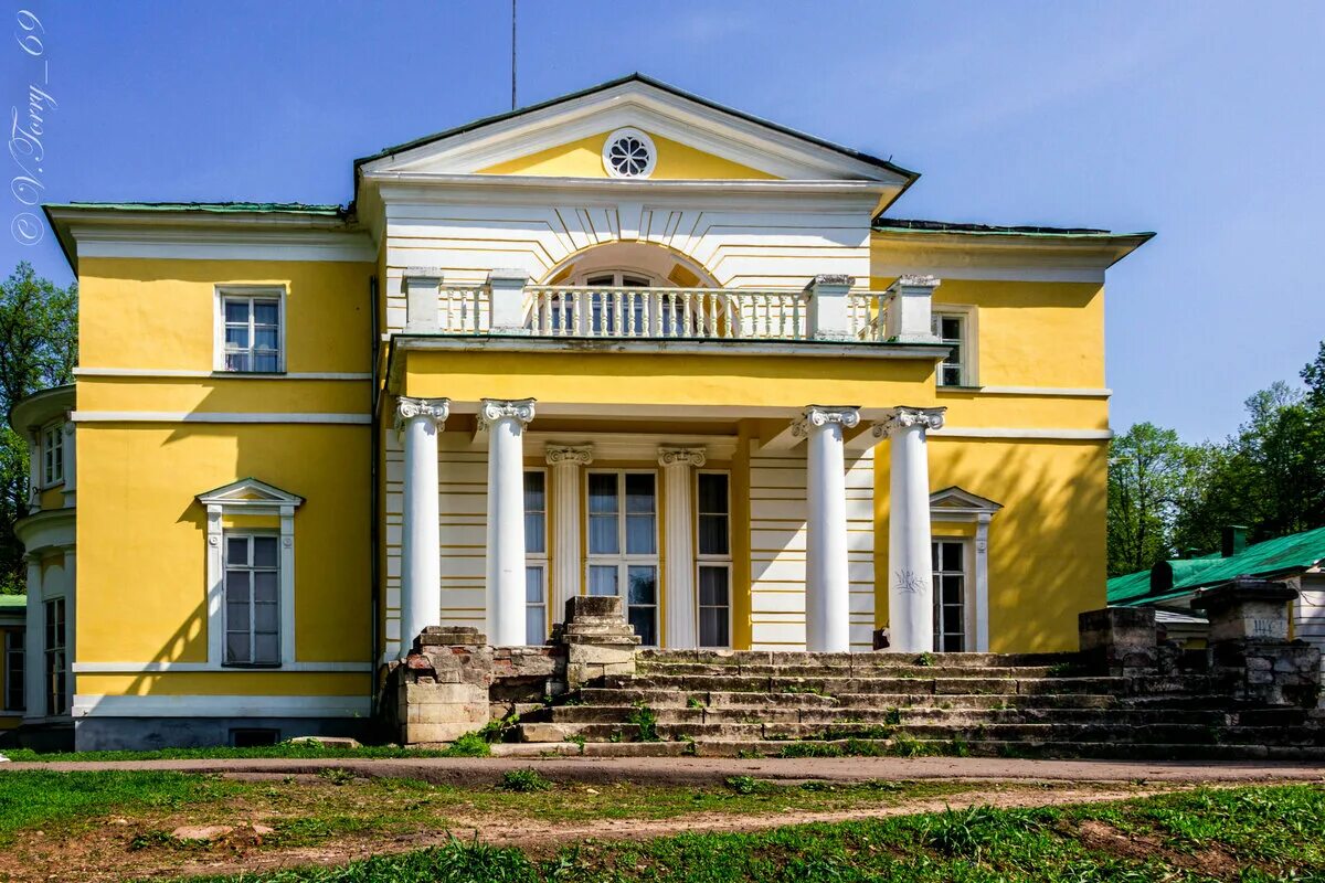 Петербургский бизнесмен продаст за долги дворец на Невском проспекте - РБК