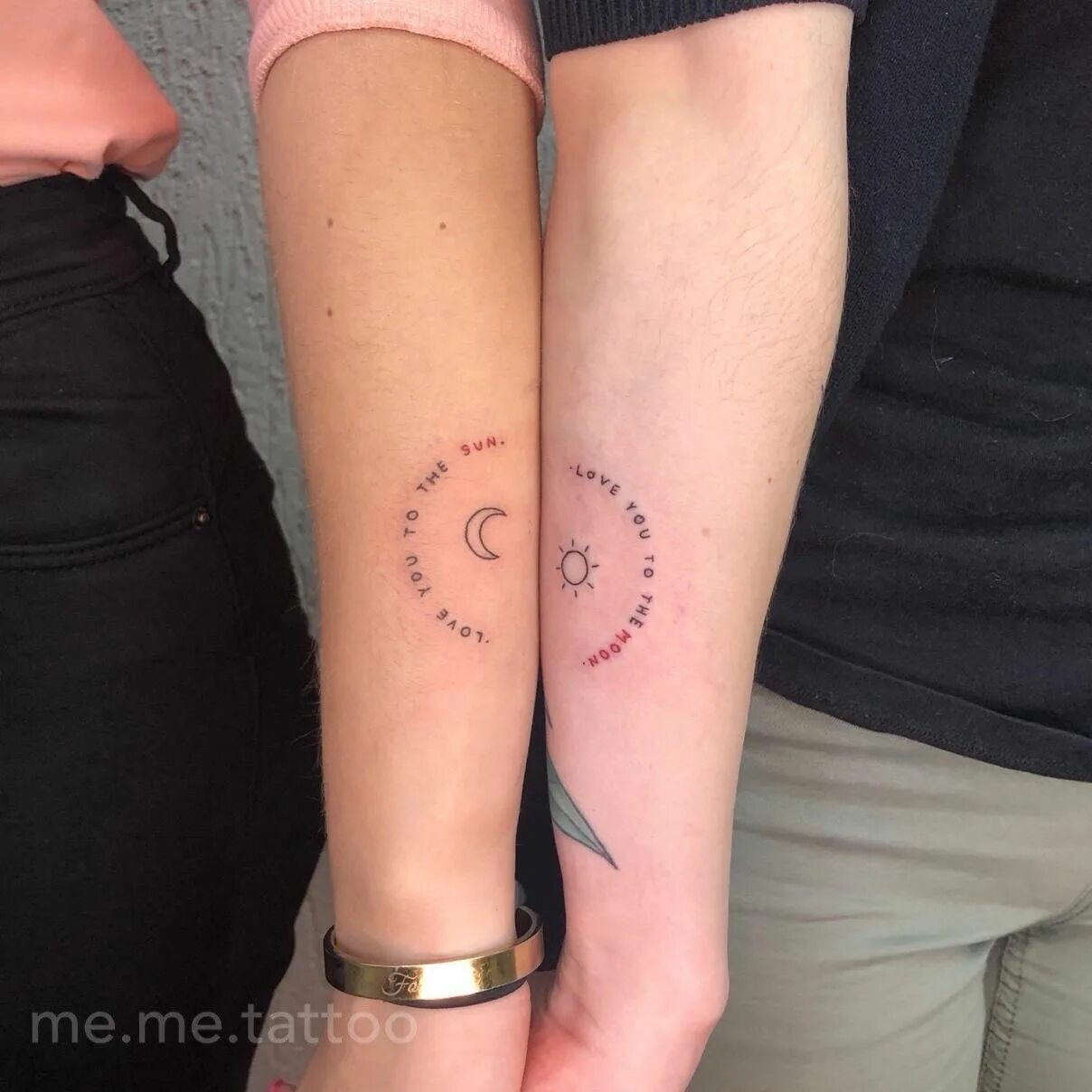 парные тату на спине. парные мини тату солнце и луна. парное тату солнце и луна. парное тату ты будешь солнце текст. парные тату маленькие.