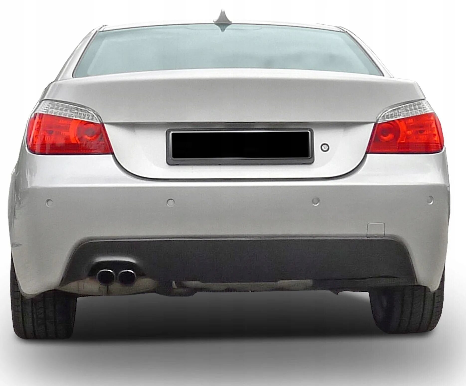 Задняя на бмв е60. BMW m5 e60. BMW e60 m5 задний бампер. M5 e60 Rear Bumper.