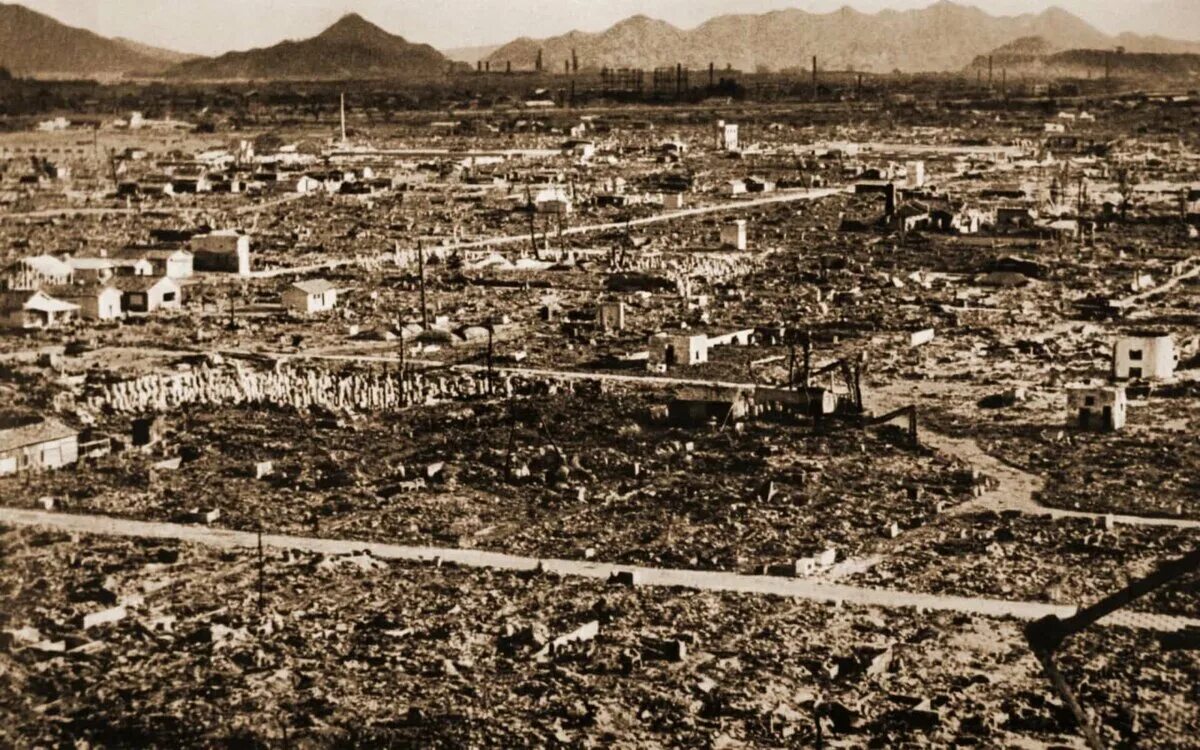 Атомная бомбардировка Нагасаки. Япония Нагасаки атомная бомба. Когда скинули на нагасаки