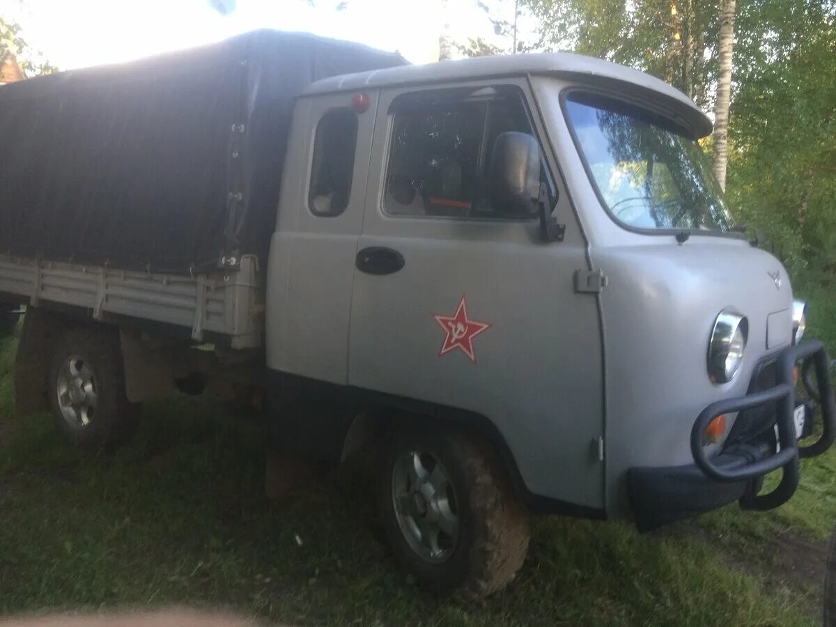 Авито алтайский край уаз. УАЗ 3303 со спальником. УАЗ 39095 бортовой. УАЗ 3303 бортовой со спальником. УАЗ головастик 39095.