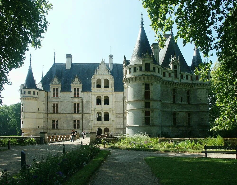 Замок АЗЕ-Ле-Ридо Франция. Замок Бутеон. Замок Крессэ Франция. Шато Морье замок.