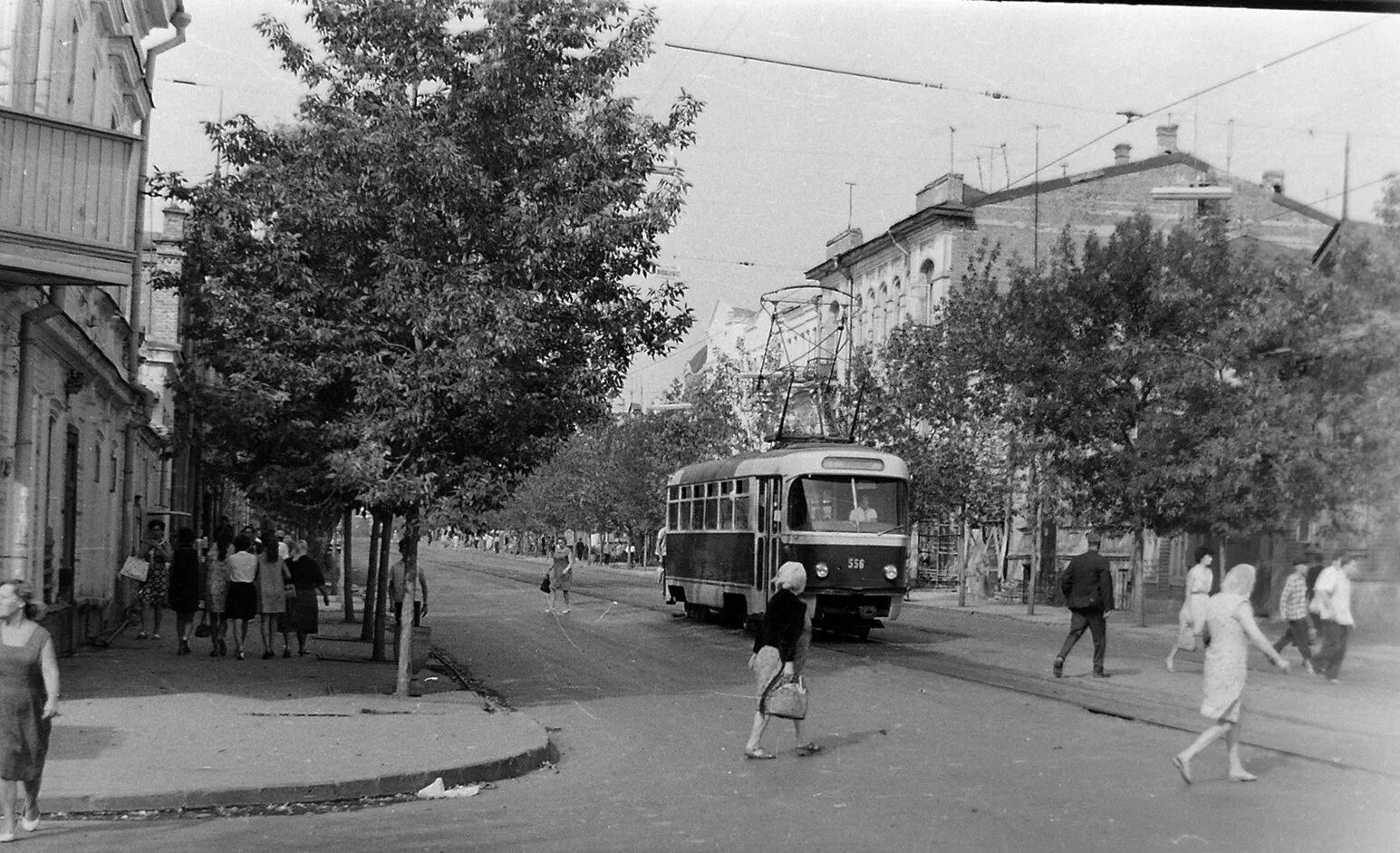 Трамвай куйбышева. Улица Галактионовская Самара 1960. Улица Фрунзе. Самара с трамваем. Трамваи в Самаре в 1969 года. Улица Фрунзе Самара 70-е годы.