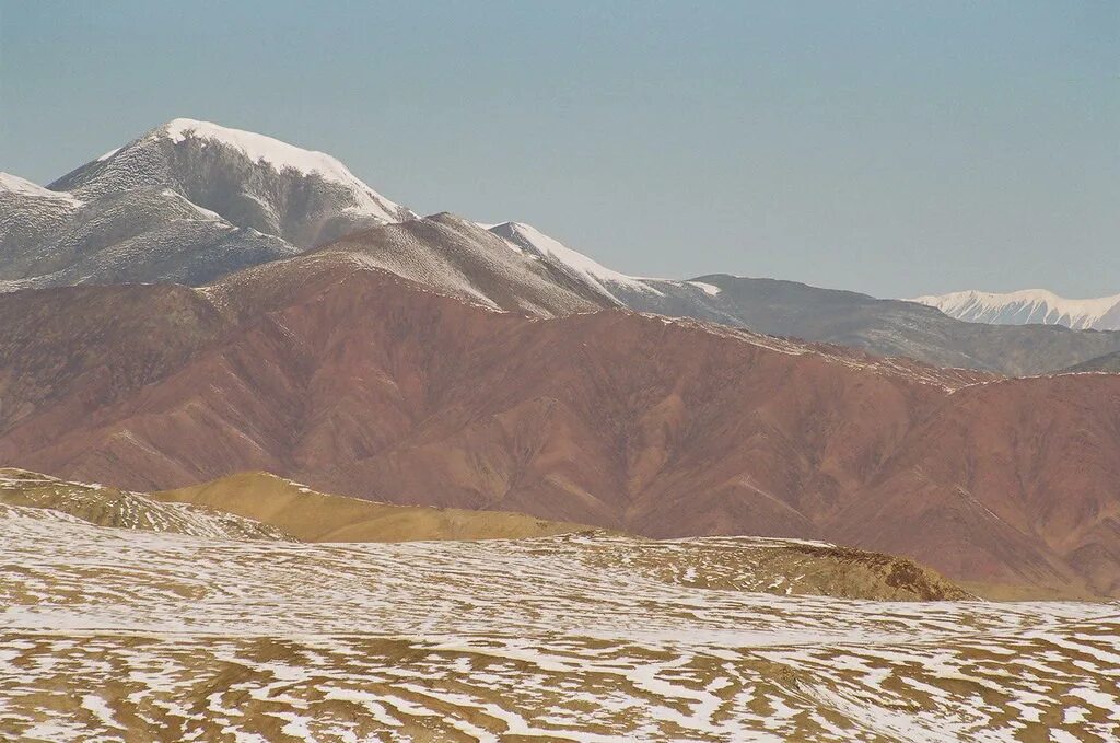 горы алтынтаг. куньлунь тибет. горы алтынтаг. куньлунь тибет. куньлунь тибет.