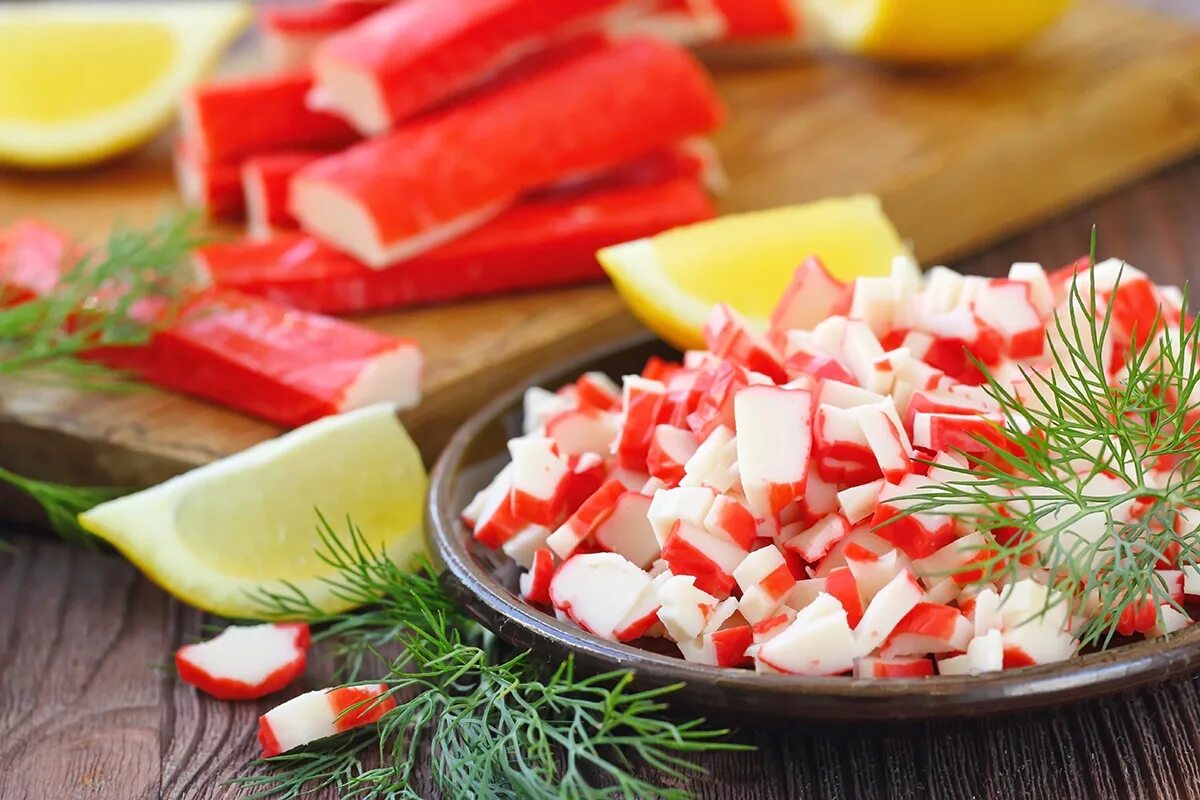 Сырье для крабовых палочек. Крабовые палочки сурими. Крабовые палочки гигант. Крабовые палочки columbus. Большие крабовые палочки.