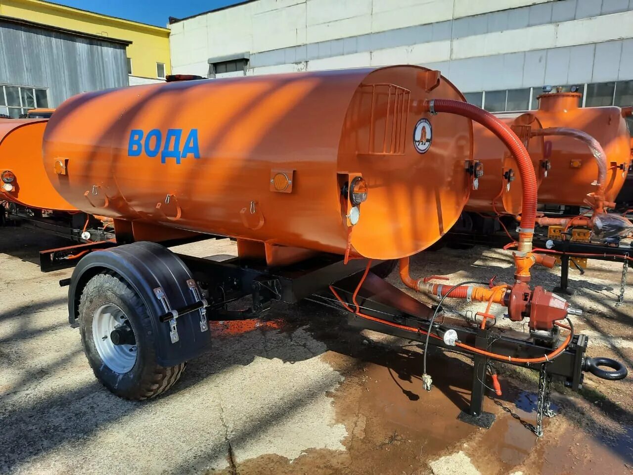 5 рессорная. Орелстроймаш. Прицеп-цистерна 963454. Полуприцеп тракторный опм-5,0 (с самозакачкой). Оборудование поливомоечное опм-3,5.
