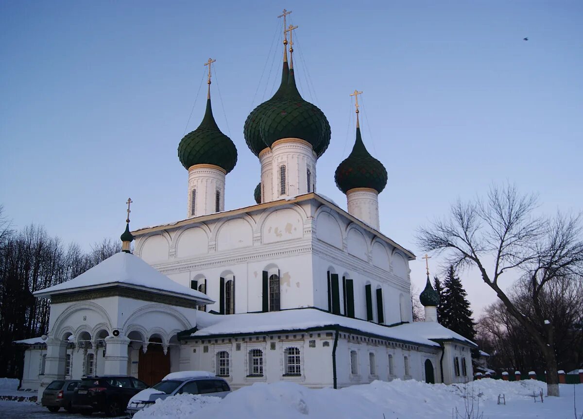 Федоровский храм ярославль. Феодоровский собор ярославль. Федоровский храм ярославль. Феодоровский кафедральный собор ярославль. Монастырь в тутаеве ярославской.