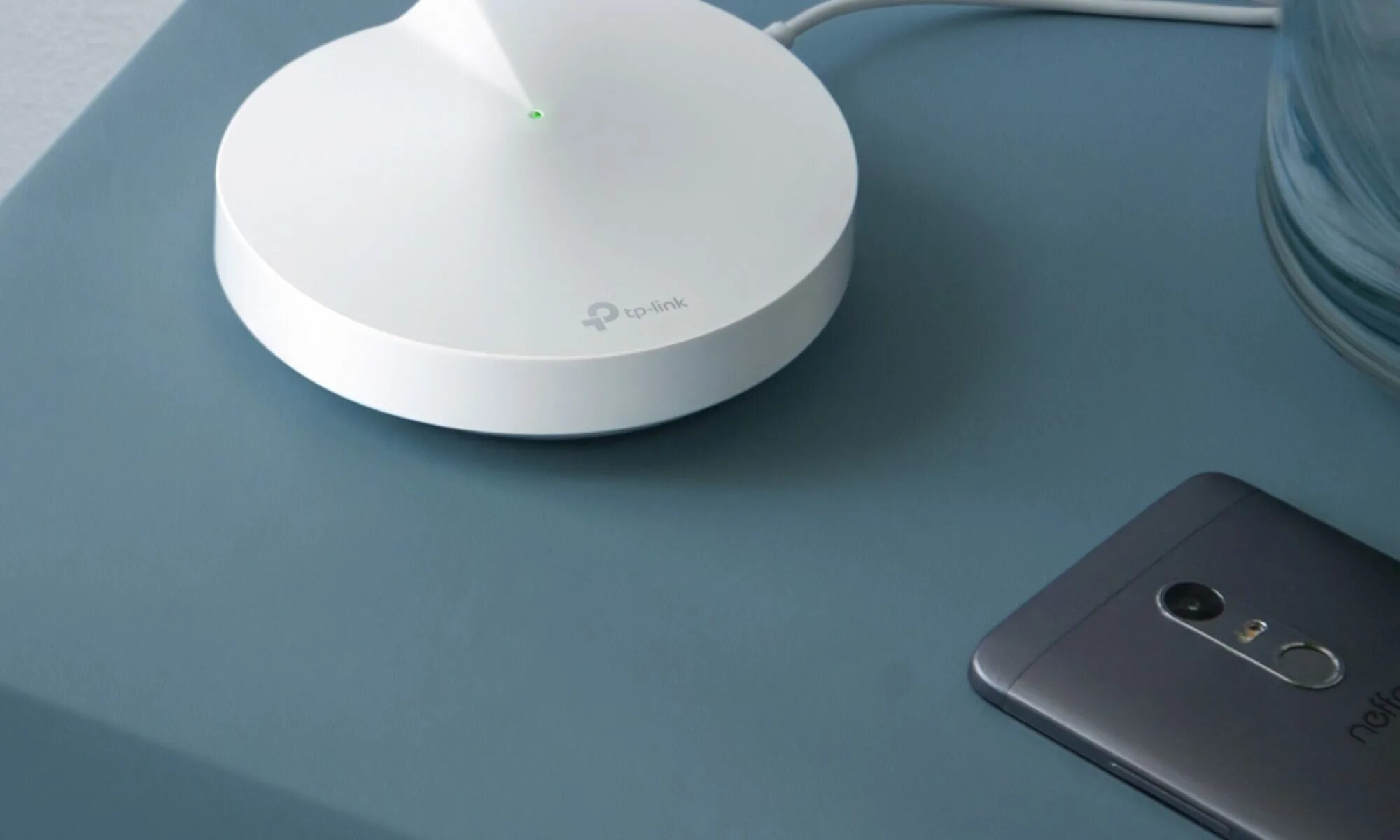 Tp link mesh m5. Tp-link deco m5. tp-link deco m5 крепление. tp-link deco m5 плата. tp-link deco m5 на стене.