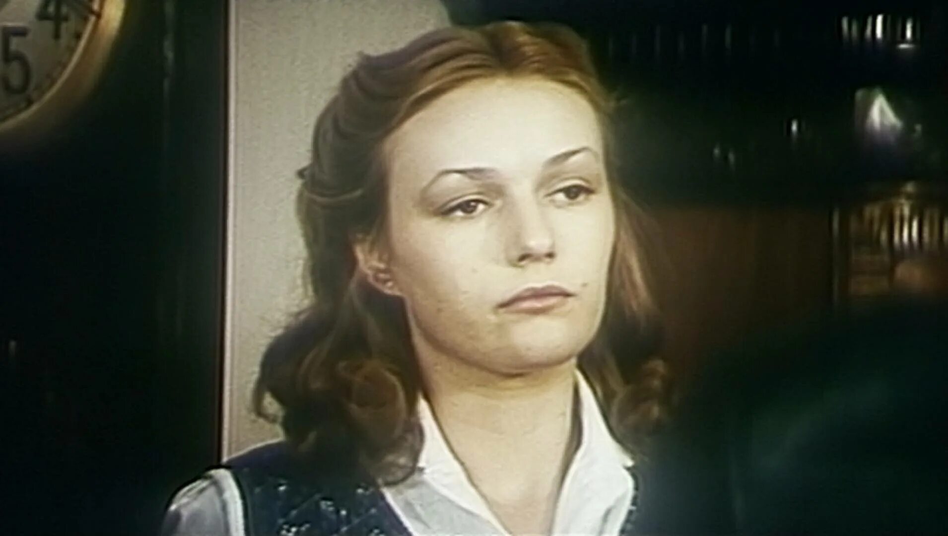 Олег измайлов. Человек который закрыл город фильм 1982. Человек который закрыл город 1982. Смерть на взлете фильм 1982. Виталий соломин в молодости.