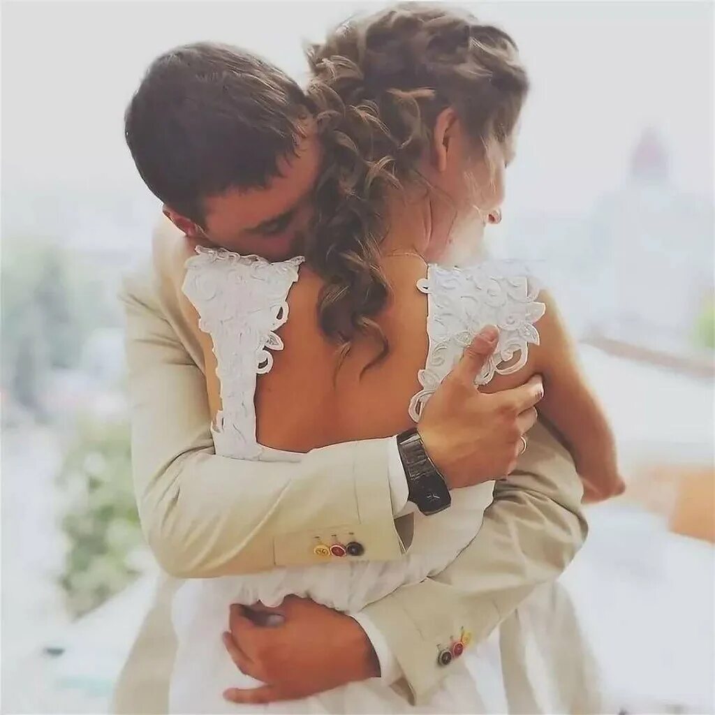 Песня когда ее увижу сразу хочу пожениться