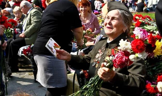 9 мая 18. Женщины ветераны. День Победы ветераны. 9 Мая фото. День Победы фото.