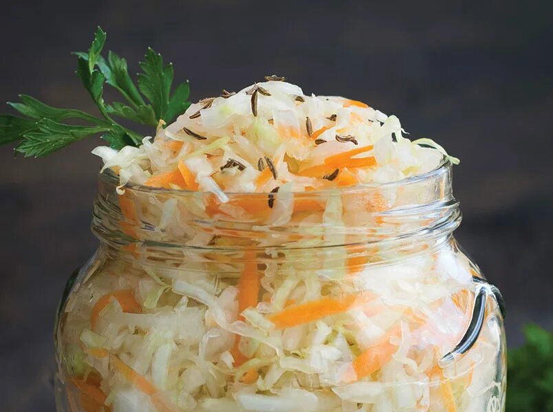 Кухня наизнанку рецепт квашеной капусты. Ферментированная капуста. квашенная капуста без млрклви. закваска капусты без соли. ферментированная капуста польза.