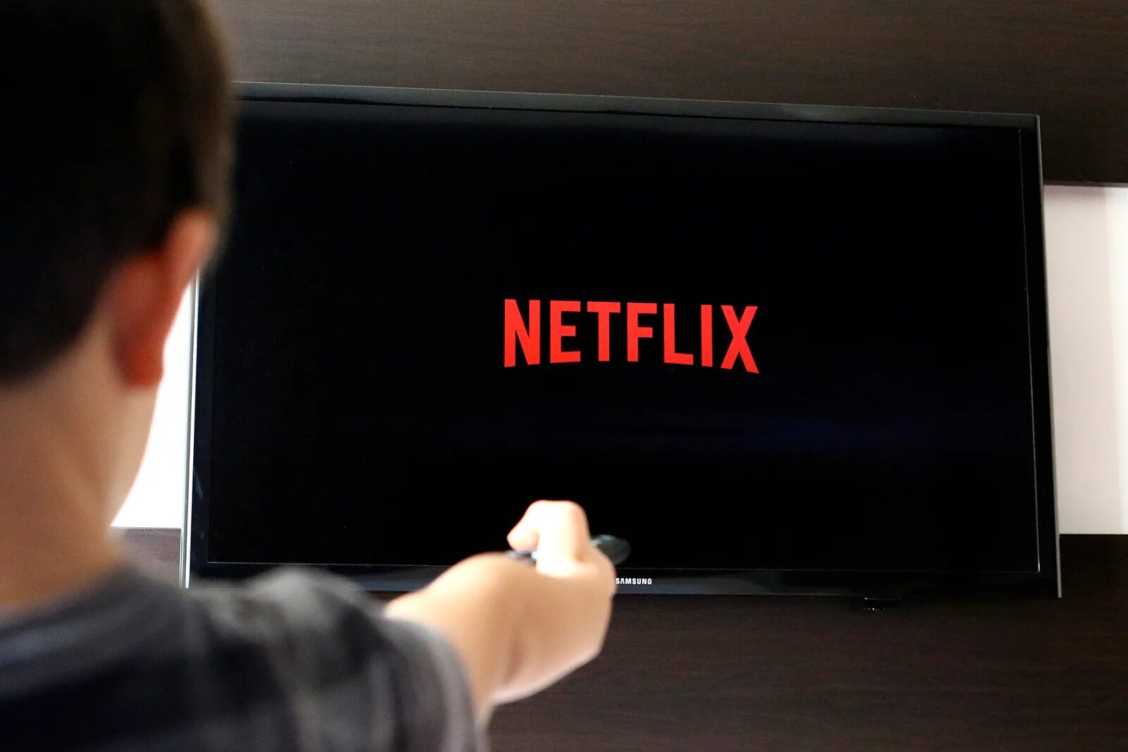 Что делает нетфликс. Тв netflix. нетфликс на тв. стриминговый сервис netflix. стриминговые сервисы фильмов netflix.