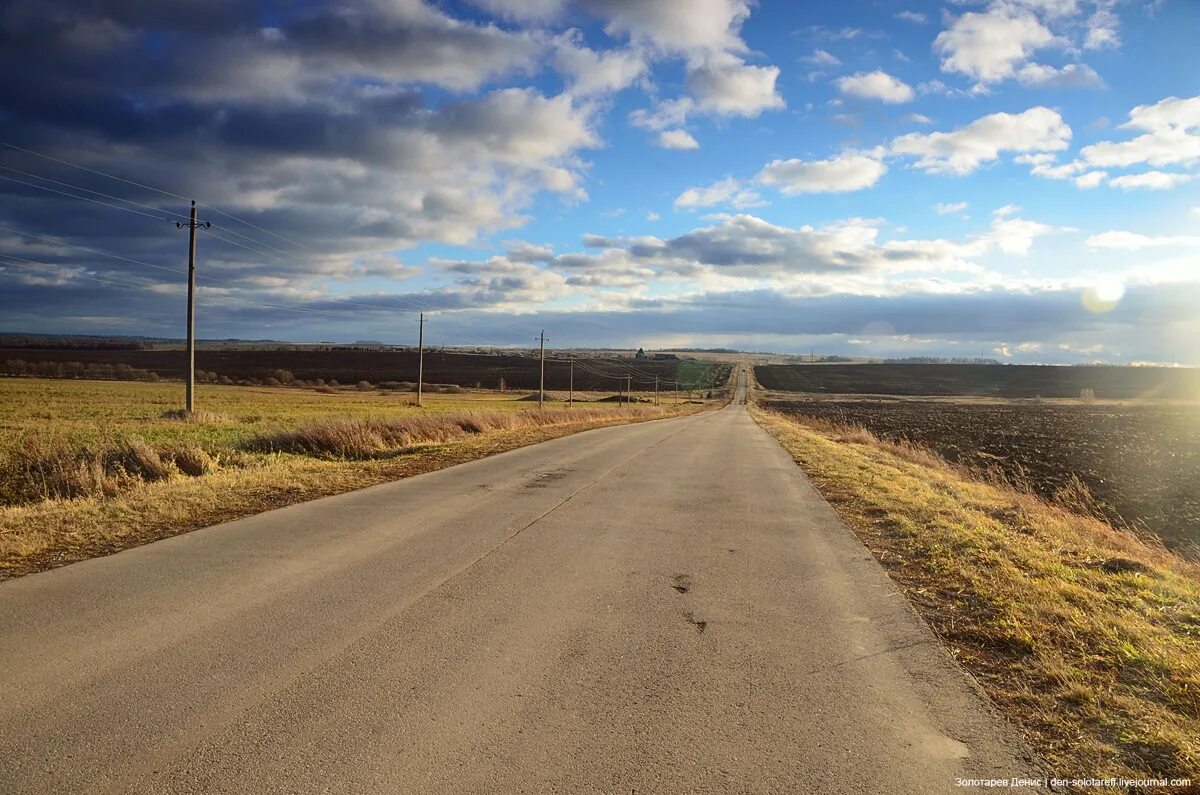 пустырь. комната без мебели. южный пустой. мирный крым. южный пустой.