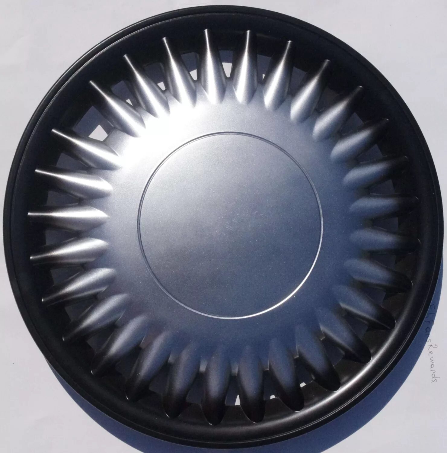 колпак колеса r14 diamant. колпаки circon r16 хром. колесные колпаки r16 citroen. колпаки закрытые. колпак колеса 16 белый арлайн.