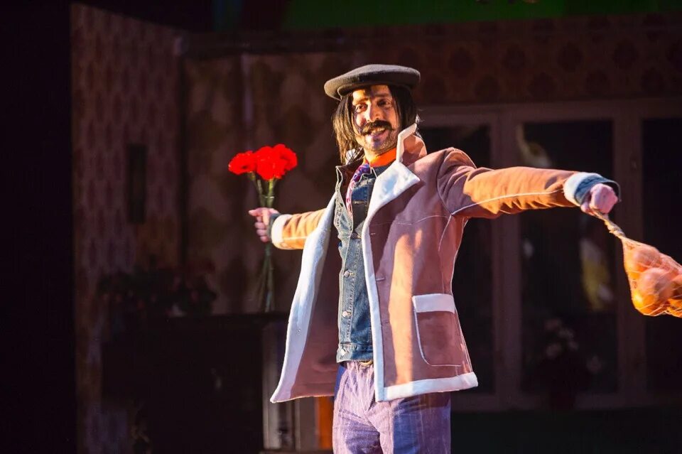 Энергичные люди спектакль губернский театр. Губернский театр энергичные люди. Энергичные люди спектакль губернский театр. Энергичные люди губернский театр. Энергичные люди губернский театр актеры.