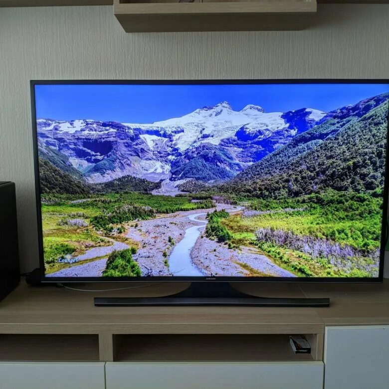 Samsung ue48j6300. Телевизор самсунг 48 дюймов. Телевизор philips 32pft4100/60. Телевизор 48 сантиметров. Телевизор самсунг 48 дюймов.