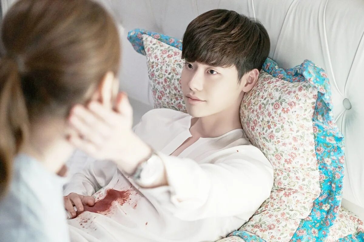 Угадай кто я дорама дата выхода. Lee jong suk 2016. lee jong suk дорамы. lee jong suk w two worlds. school 2013 дорама.