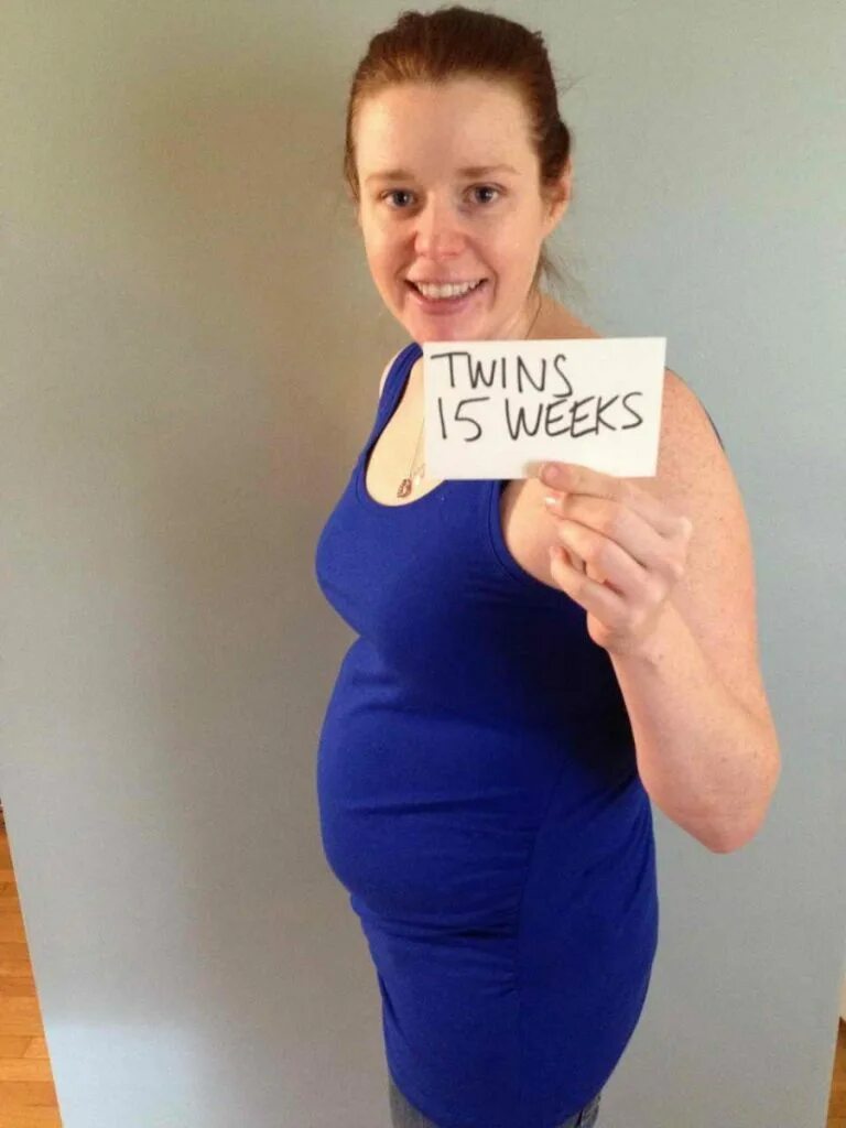 15 неделя ощущения. 15 Недель беременности. Живот на 15 неделе. Животик на 15 неделе беременности. 15 Недель беременности фото.