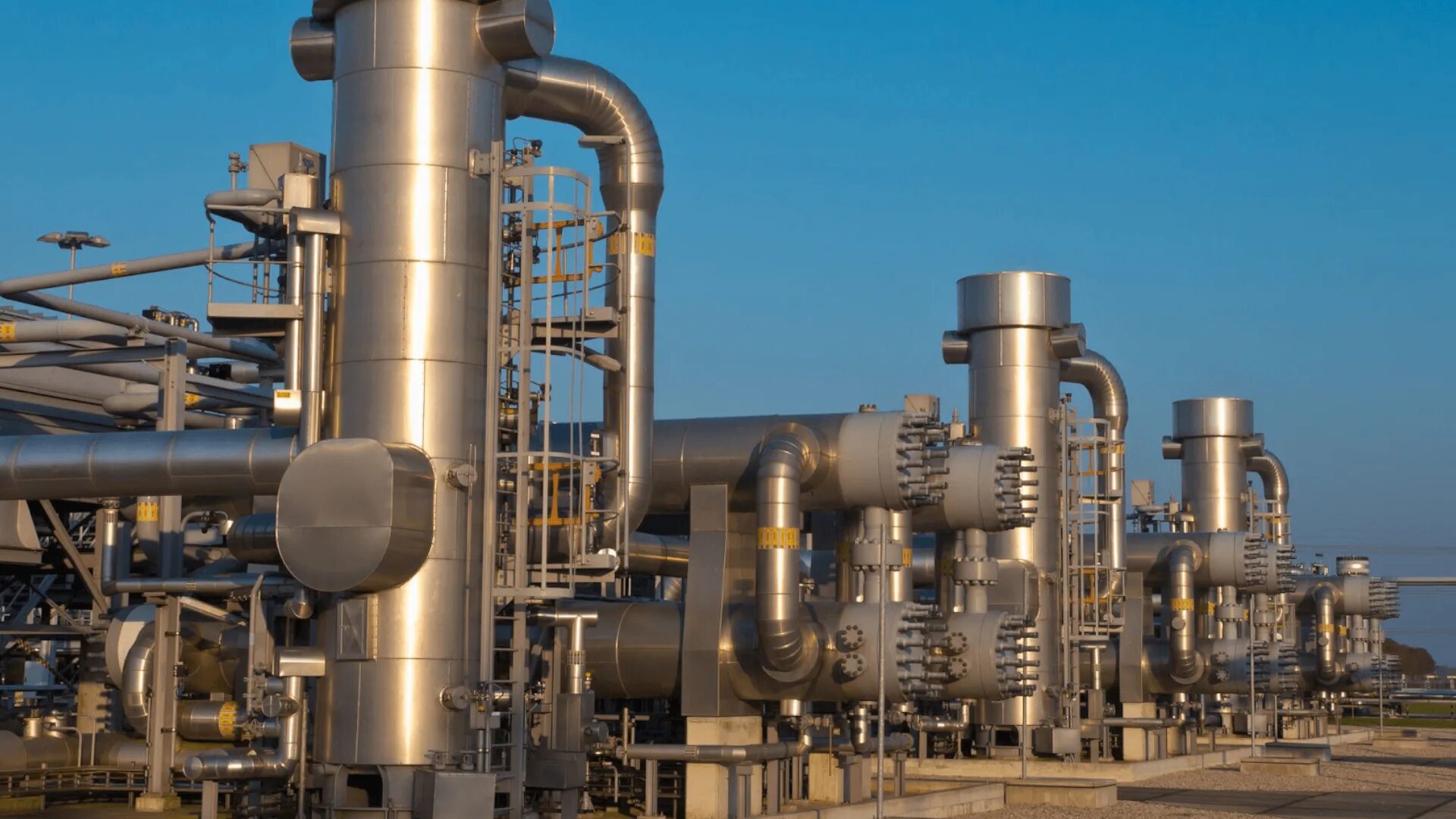 Лисичанский нпз 2022. Газовые компании отзывы. Liyu gas power. Газовое предприятие. Oil and gas industry, oil tankers.