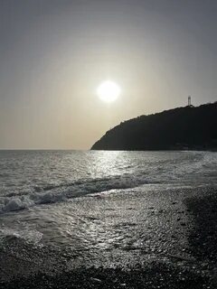 Сколько сейчас градусов в черном море сочи