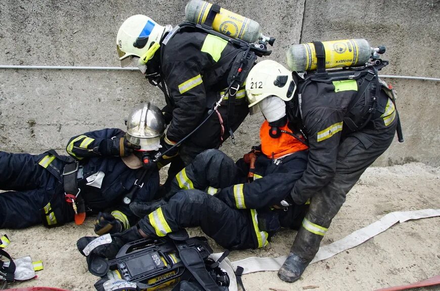 Соревнования арисп. Спасатели п. Спасатели emercom. Спасатели мчс россии. Никита сысоев архангельске.