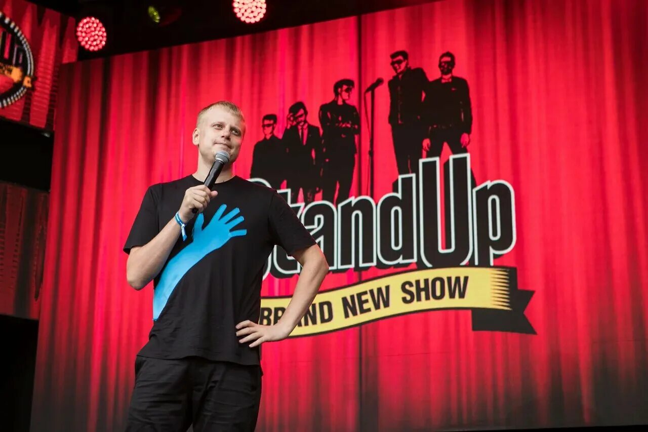 Stand up 11