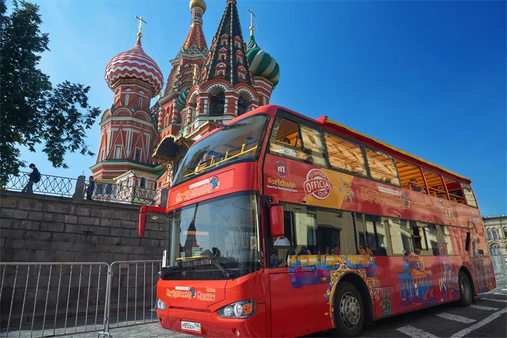 Автобусные экскурсии из спб. City Sightseeing Москва. Автобус City Sightseeing Москва. Даблдекер в Москве. Экскурсии по Москве на двухэтажном автобусе от красной площади.