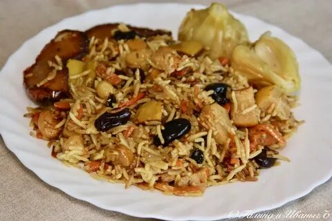 Плов с айвой и мясом