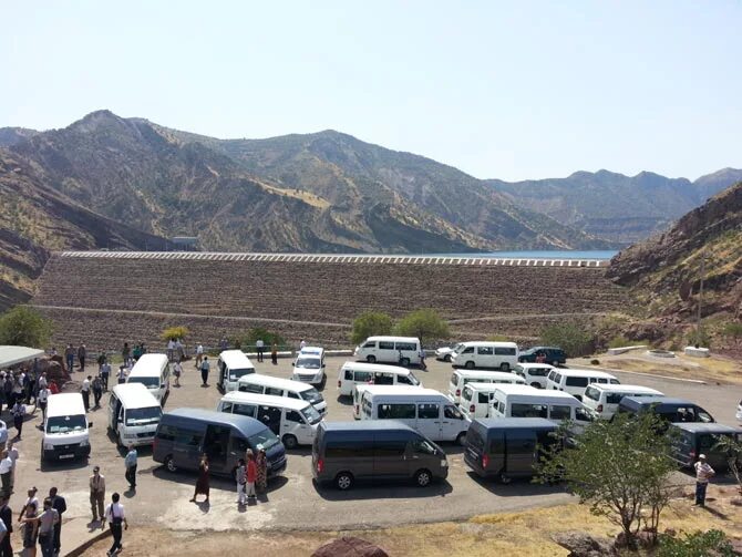 Нурек таджикистан туризм. Душанбе нурек дорога. Таджикистан нурек озеро. Нурек. Город нурек таджикистан.