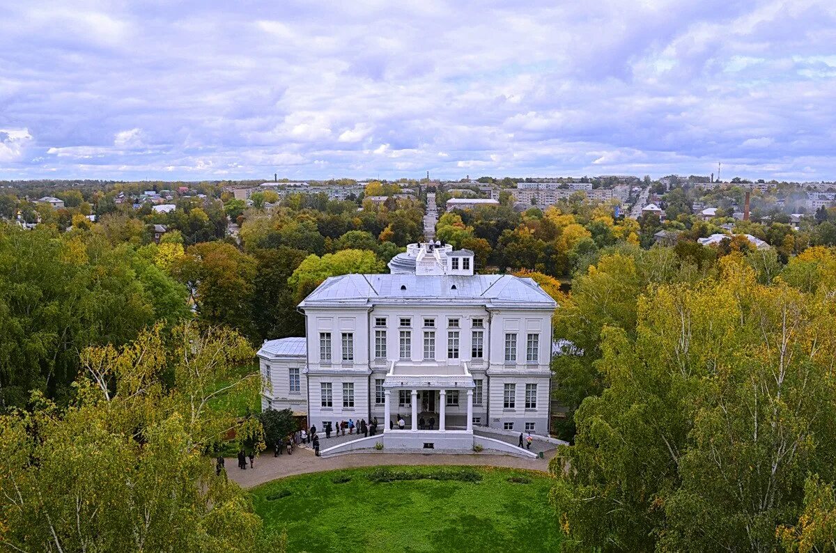 Богородицк тульская область вид сверху. Пруд в богородицке тульская область. Дворец бобринских, г. Богородицк тула парк. Богородицк река.
